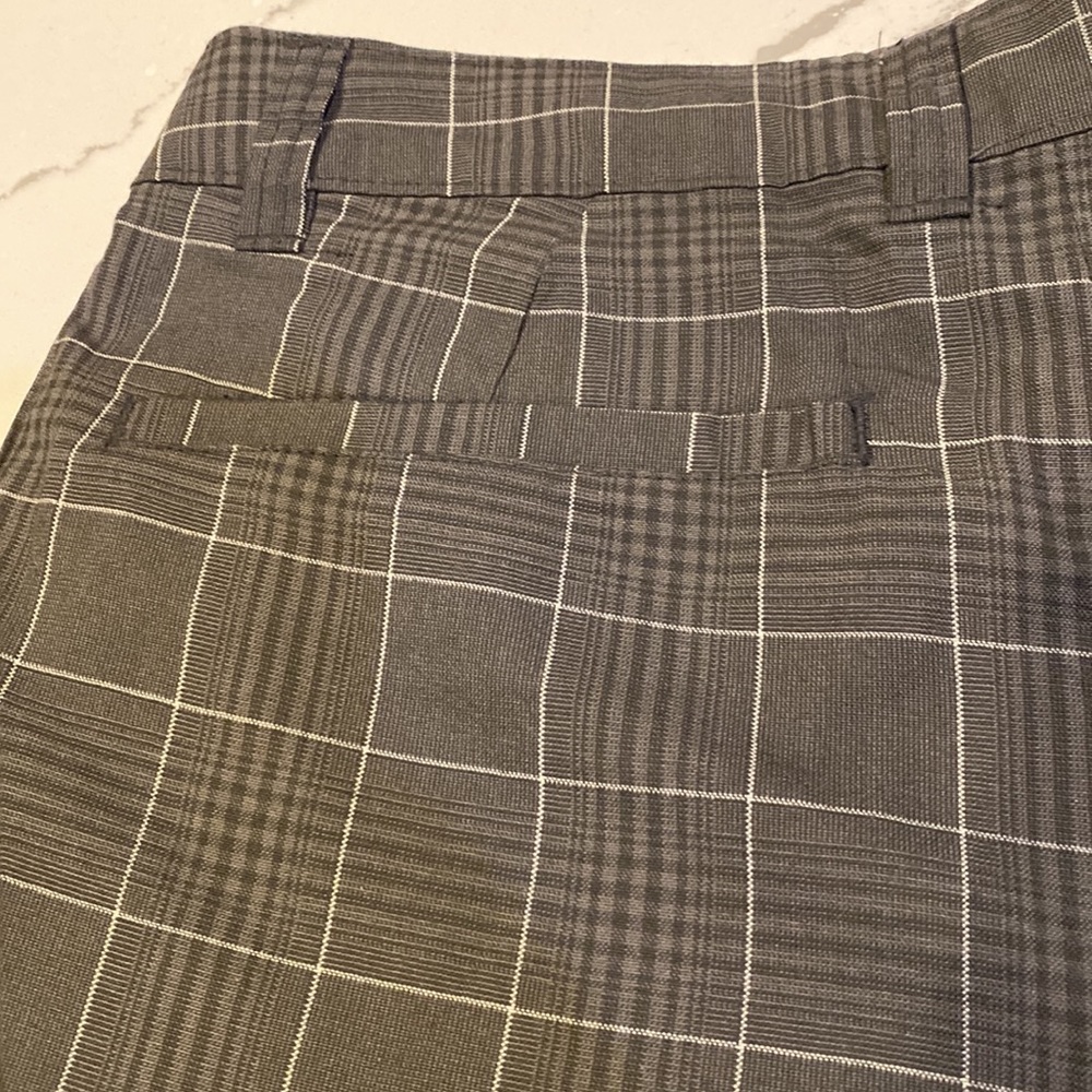 O’Neill Golf Shorts Size 34 - Picture 8 of 9